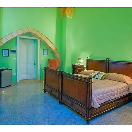 Palazzo Mellacqua Hotel 3*