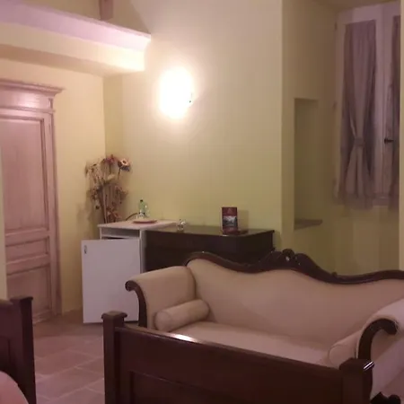 帕拉索美拉瓜酒店 3* Castiglione d'Otranto